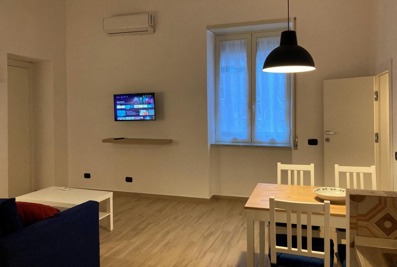La Casa Blu Nel Cuore Storico Di Napoli Экстерьер фото