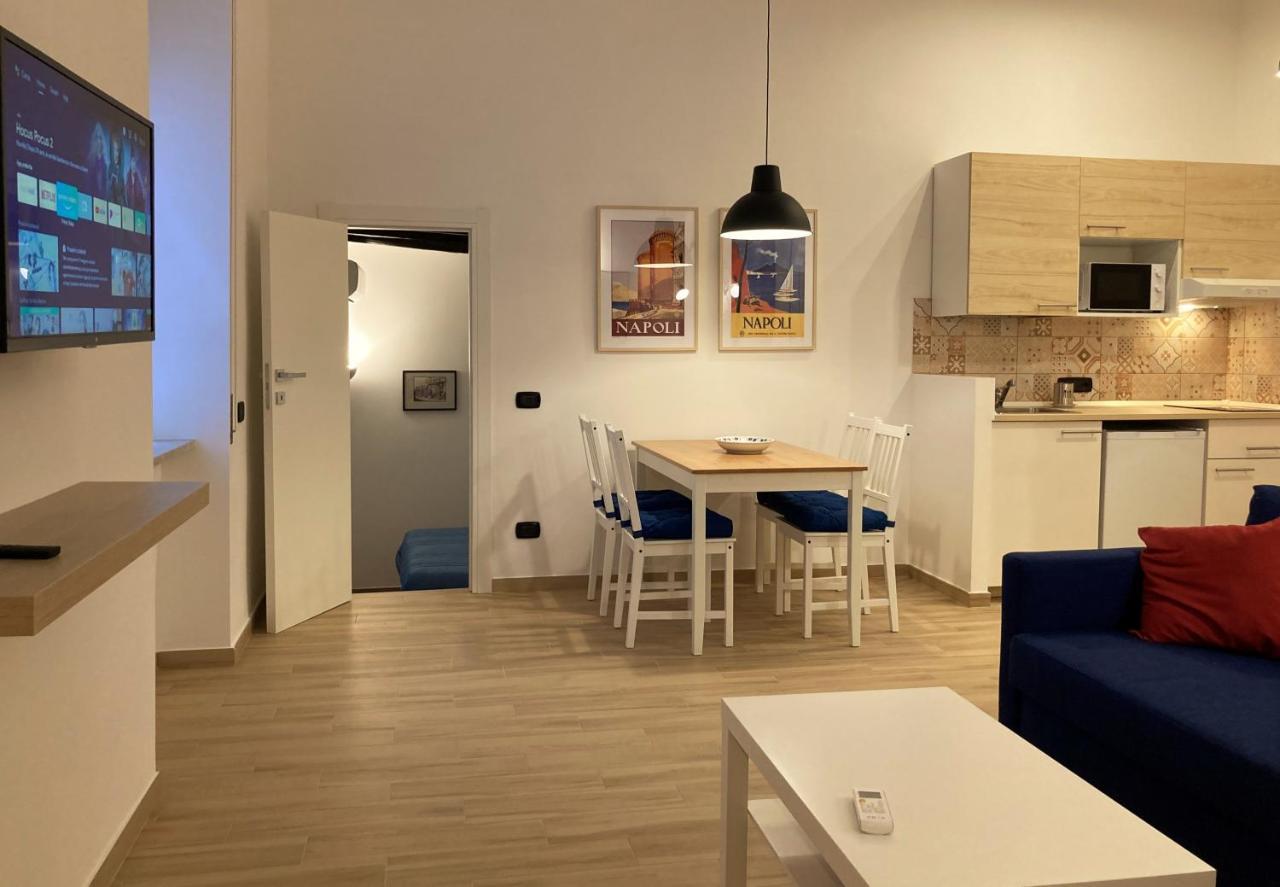 La Casa Blu Nel Cuore Storico Di Napoli Экстерьер фото