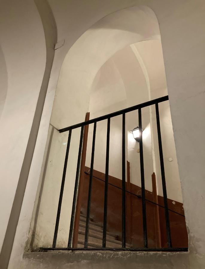 La Casa Blu Nel Cuore Storico Di Napoli Экстерьер фото
